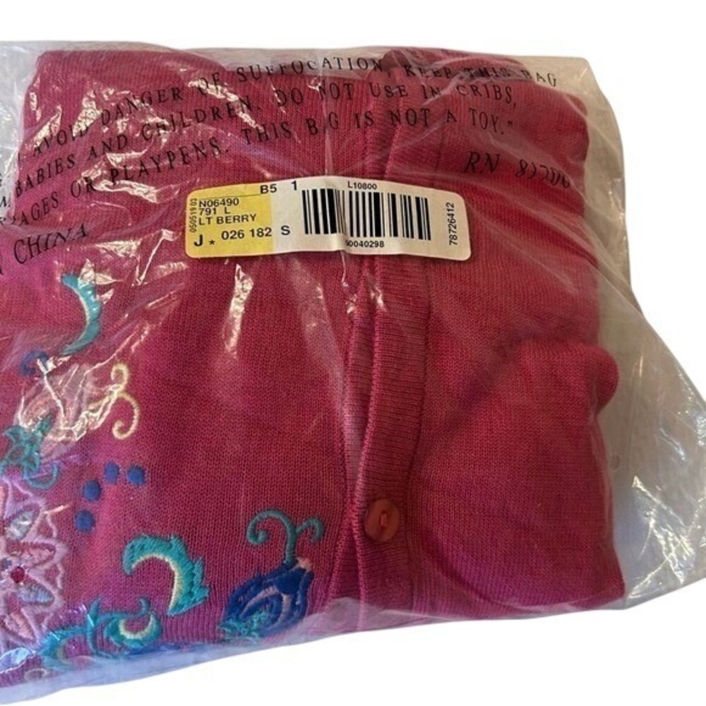 NIB Norm Thompson Pink Berry with Floral Embroidery Cardigan Sweater Size‎ Large - Picture 5 of 5